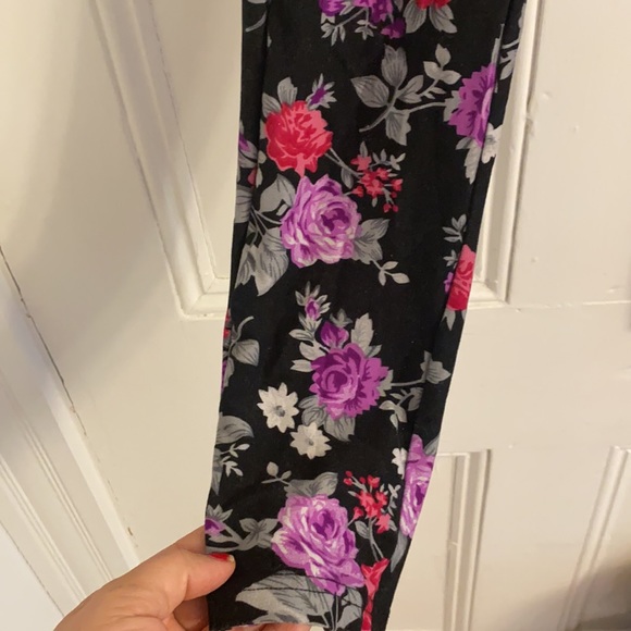 Super soft brilliant flowered leggings - Picture 4 of 7